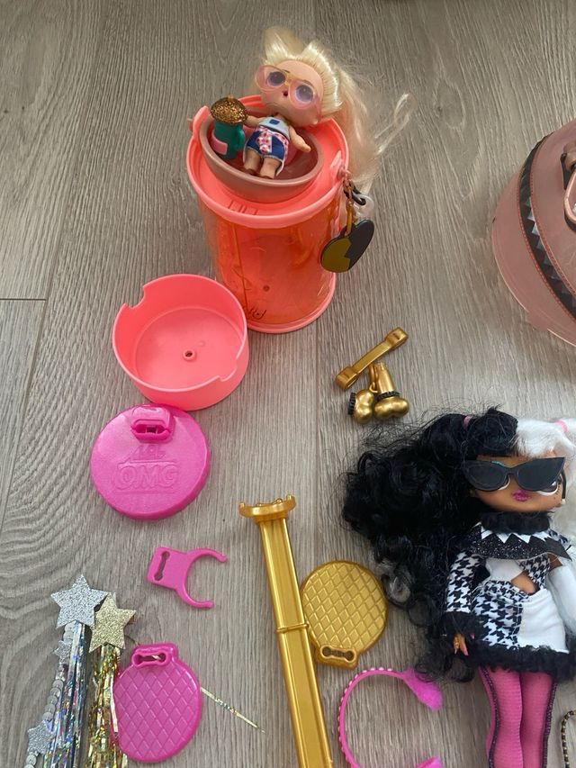 LOL Dolls - 2 grandes + varias pequeñas
