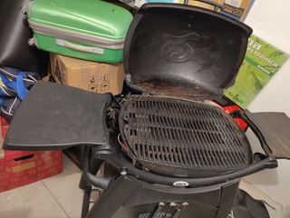 Weber Q2200 - Barbacoa con carro