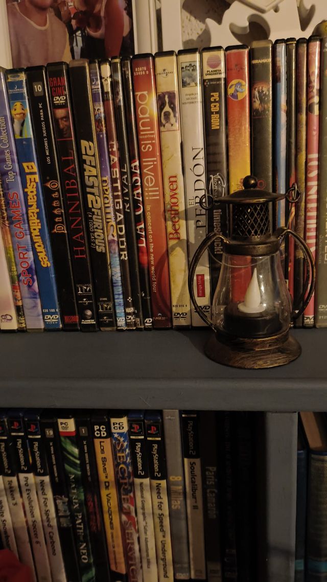 CDs y DVDs Música 80, 90, 00s por lotes o cantidad