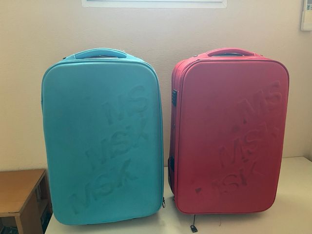 Maletas cabina rojas y turquesa 55 x 40 x 20 cm