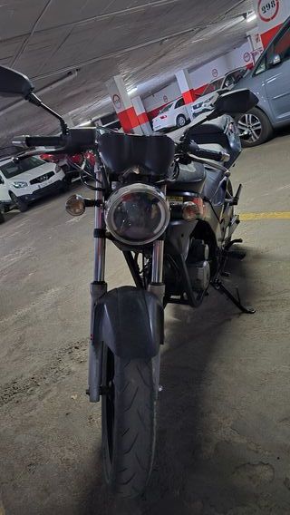 Daelim Roadwin 125 FI - Moto