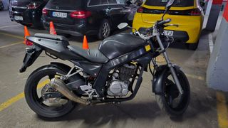 Daelim Roadwin 125 FI - Moto