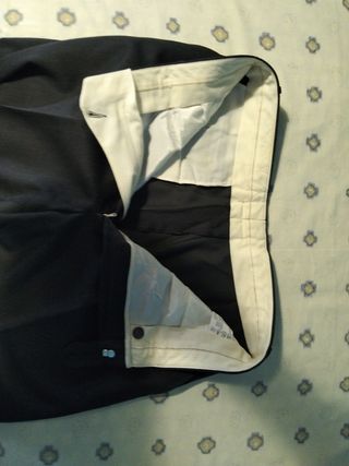 Traje Cortefiel negro
PRECIO NEGOCIABLE
