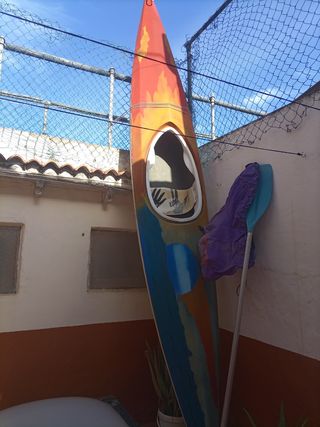 Piragua kayak colores vivos