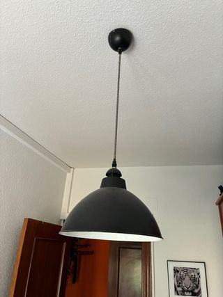 Lámpara colgante metal negra