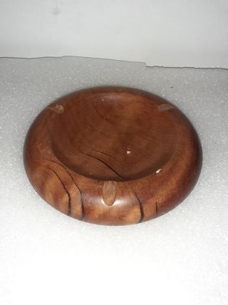 Cenicero de madera 13cm hecho a mano.ver