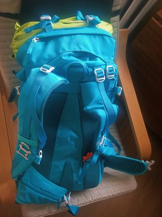 Mochila montaña travesía 65L