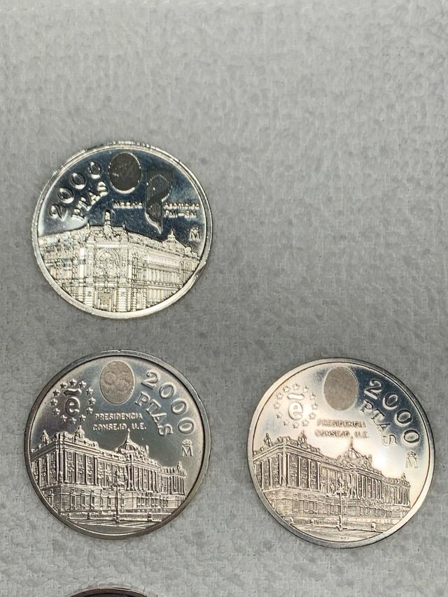 Monedas plata 2000 pesetas y 12 euros