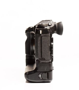 Fujifilm X-H1 + empuñadura