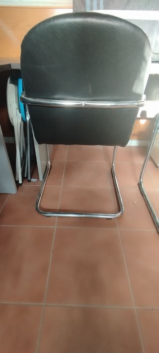 Escritorio esquinero marrón