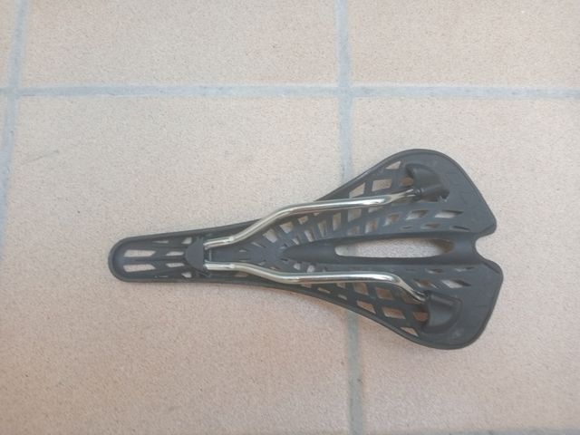 Sillín bici VERTU - ligero
