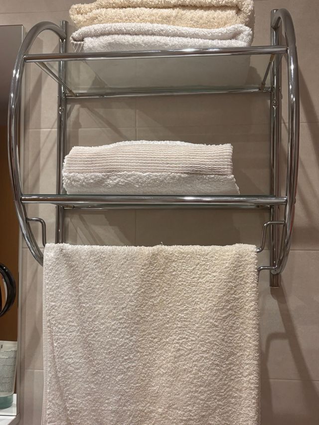 Estantería baño - metal y cristal