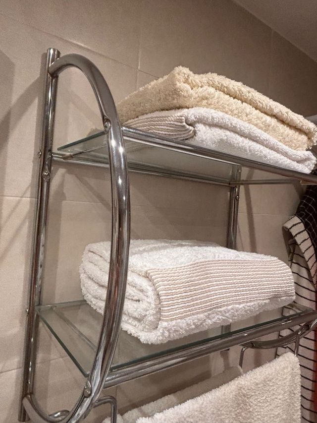 Estantería baño - metal y cristal