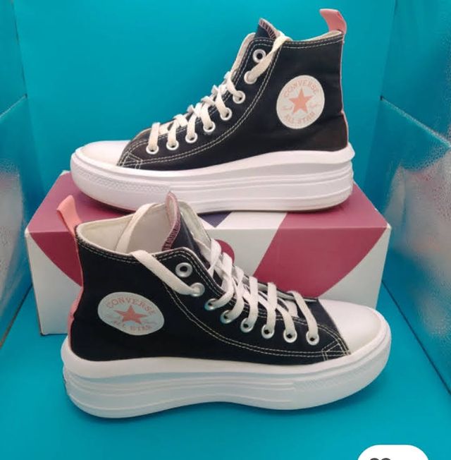 Converse All Star negras plataforma