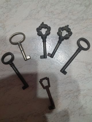 6 Chiavi Antiche in metallo