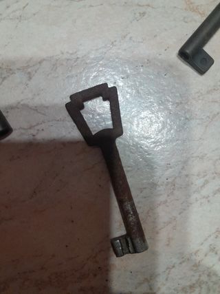 6 Chiavi Antiche in metallo