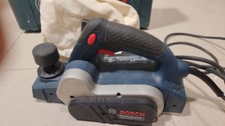 Cepillo eléctrico Bosch GHO 16-82