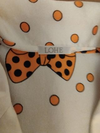 ¡OFERTA! Pijama seda LOHE lunares naranja