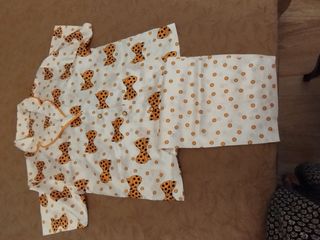 ¡OFERTA! Pijama seda LOHE lunares naranja