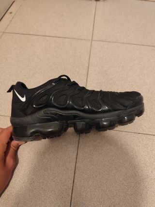Zapatillas Nike Vapormax de segunda mano en WALLAPOP