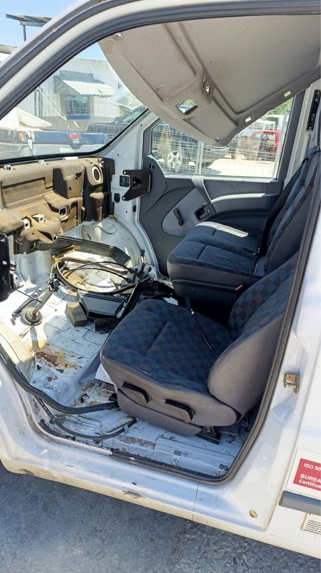 Mercedes Vito 108CDI - Despiece