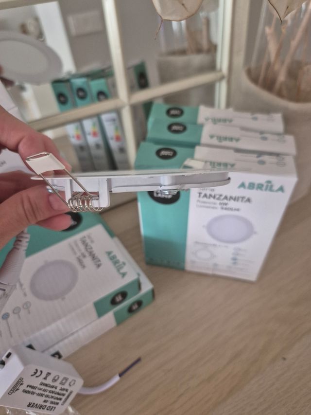 6 Focos LED Abrila Tanzanita 6W