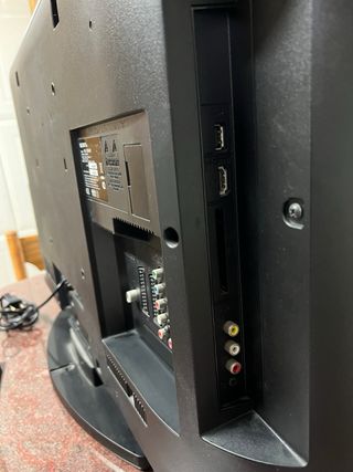 Televisión Sony Bravia KDL-32EX402 32”