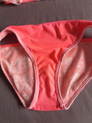 Bikini rosa y naranja