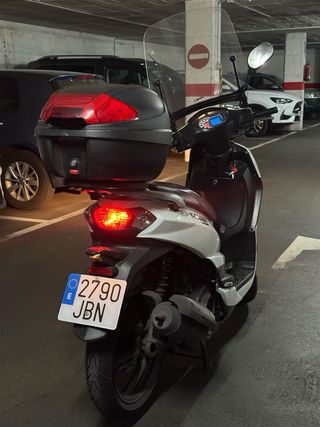 Peugeot Tweet 125cc - Scooter blanco