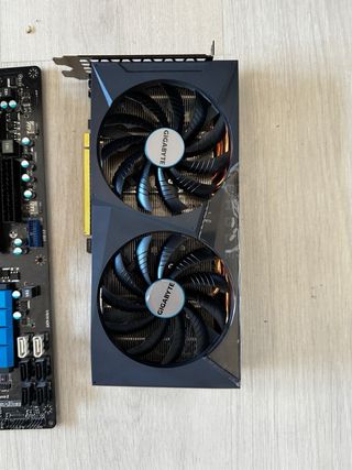 PC Gaming: i7 + RTX 3060 + 32GB RAM