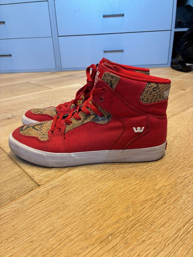 Supra Vaider rojas y marrones talla 45