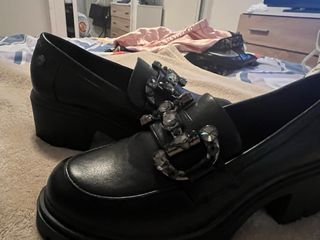 Zapatos XTI negros plataforma