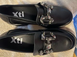 Zapatos XTI negros plataforma