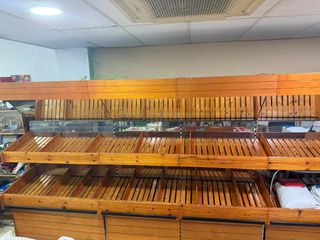 Expositor madera frutería