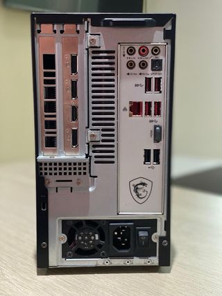 PC MSI - Ordenador sobremesa negro