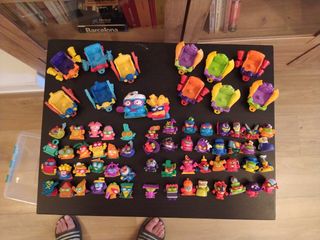 SuperZings - 54 figuras y 11 coches 