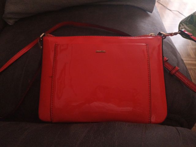 Bolso rojo charol Parfois