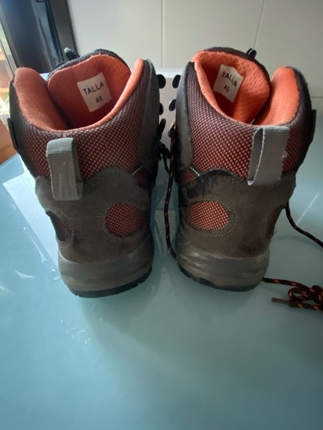 Botas montaña VICMART nº40