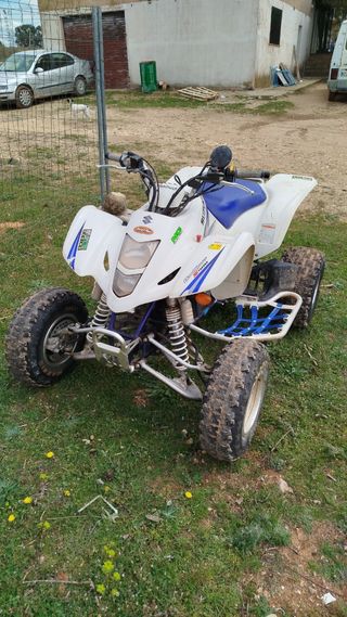 Solo venta, no cambio no negociable  Suzuki LTZ400