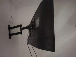 TV Samsung 32" negra