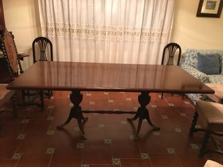 Mesa + 6 sillas de comedor clásico