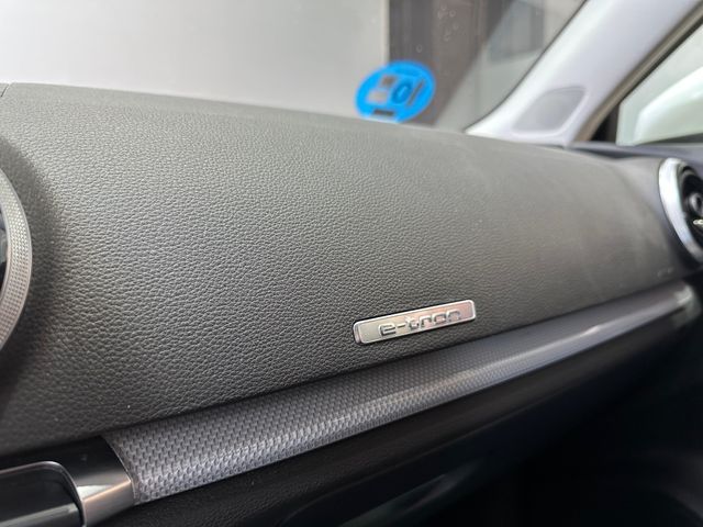 Audi A3 etron Sportback (2016)