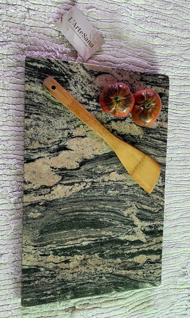 Tabla de cortar en Granito Minimalista