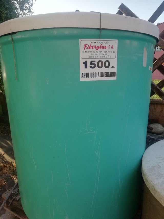 Depósito agua 1500L Fiberglas, S.A.