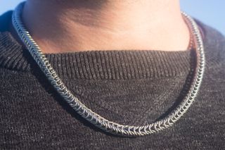 Collar de Cadena de Malla Persa Hecho a Mano