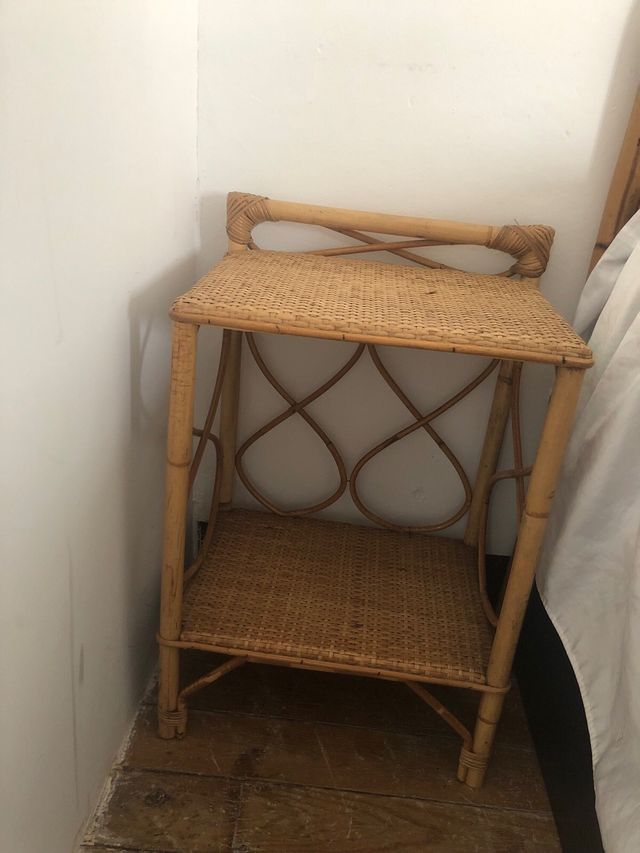 Mesita noche bambú vintage