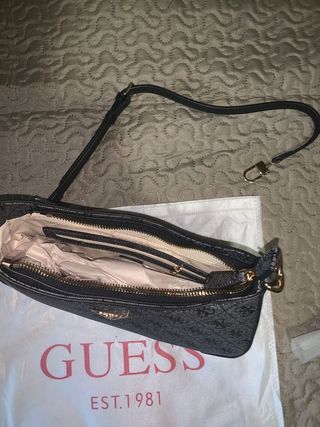 Bolso Guess negro 