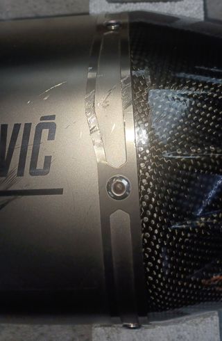 Escapes Akrapovic hayabusa 21 en adelante 
