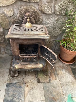 Estufa hierro fundido antigua