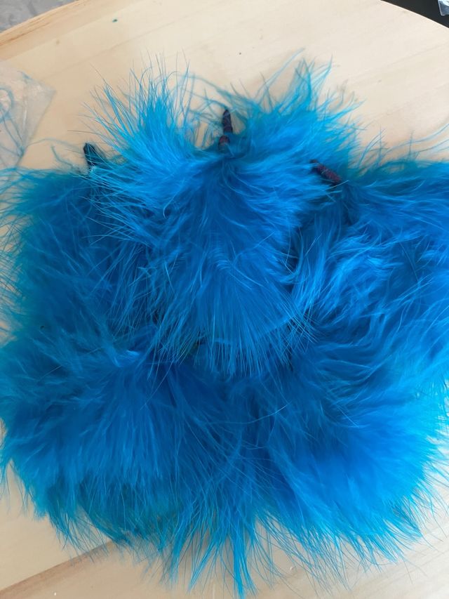 Plumas naturales  azules: 25 piezas - Manualidades